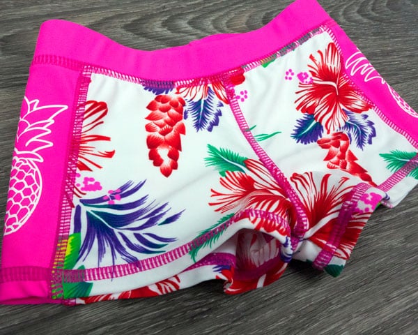 The finished swim shorts with ThermoFlex® Turbo pressed on both sides